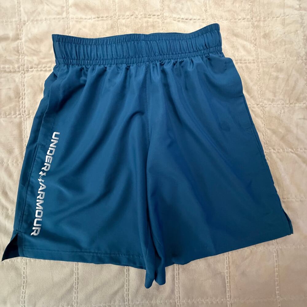 Under Armour Teal blue athletic shorts size small